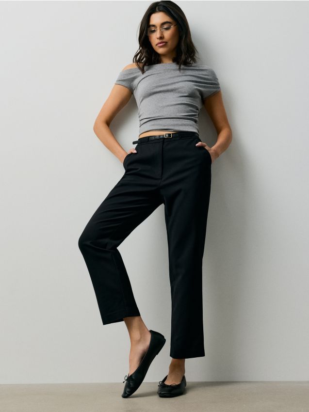 Sinsay - Pantaloni chino cu curea - negru