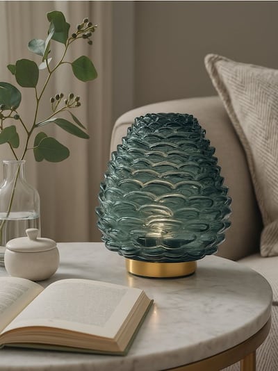 Настільна лампа у формі шишки