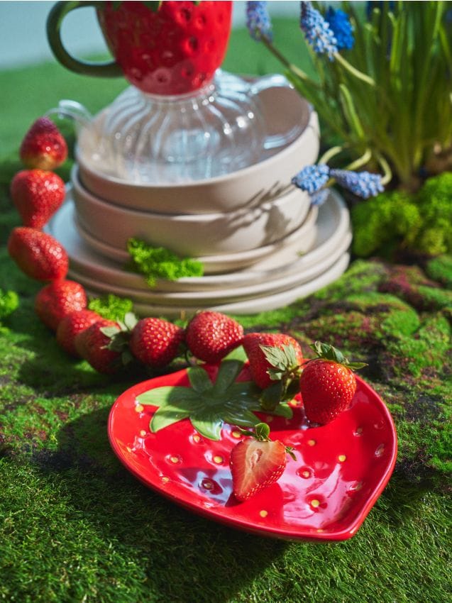 Sinsay - Platou ceramic în formă de căpșună - roșu