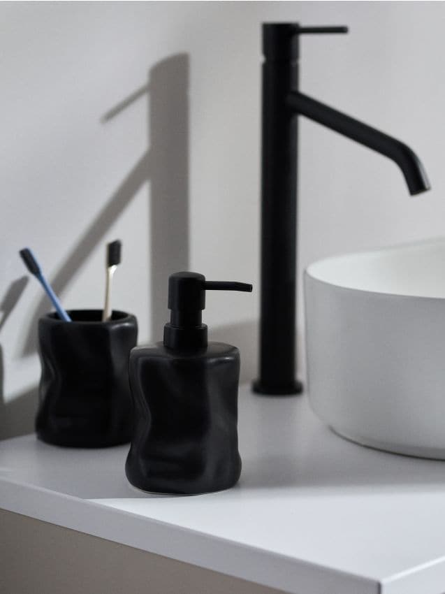 Sinsay - Dávkovač na mydlo - čierna