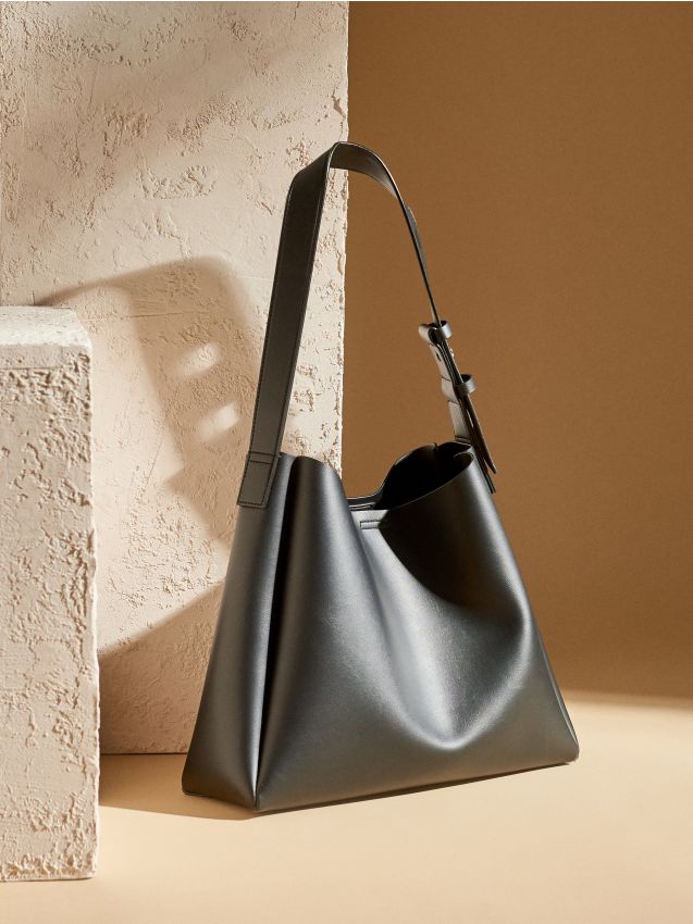 Borsa a spalla in similpelle - SINSAY
