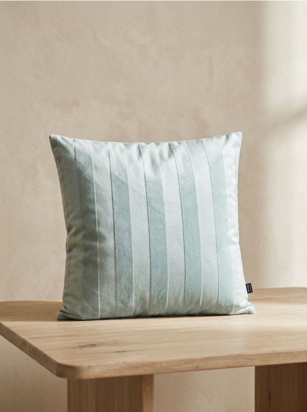 Sinsay - Perna satinată cu dungi jacquard - verde