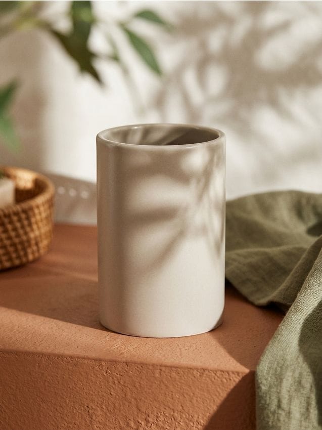 Sinsay - Recipient ceramic uni pentru periuțe de dinți - bej