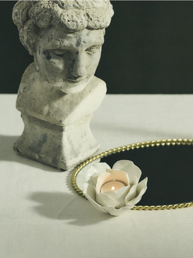 Sinsay - Suport de lumânare în formă de bujor - alb