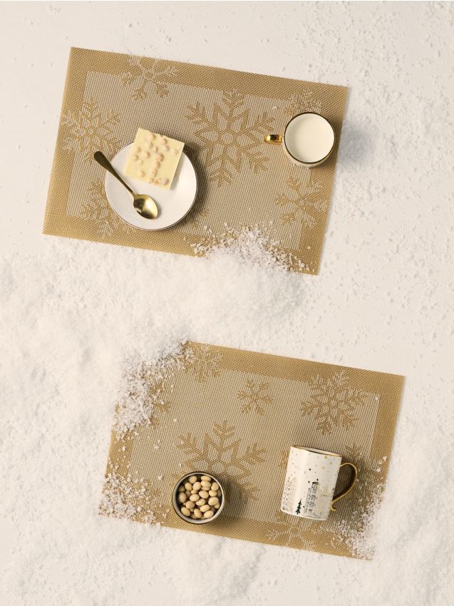 Sinsay - Vianočné prestierania so vzorom snehových vločiek, balenie 2 kusy - zlatá