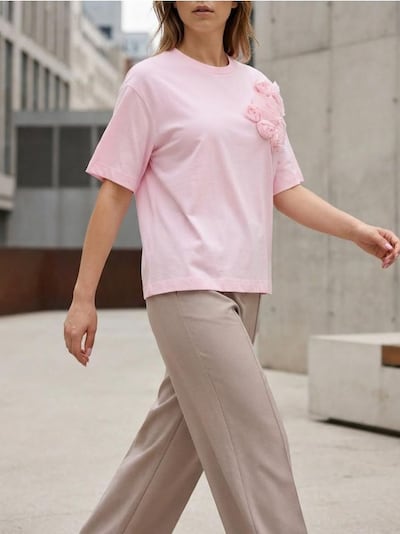 Koszulka z bawełną z aplikacją 3D