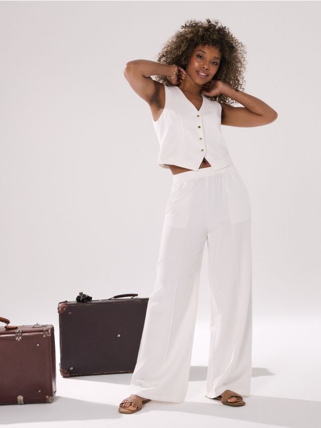 Sinsay - Spodnie wide leg z ozdobnymi przeszyciami - kremowy