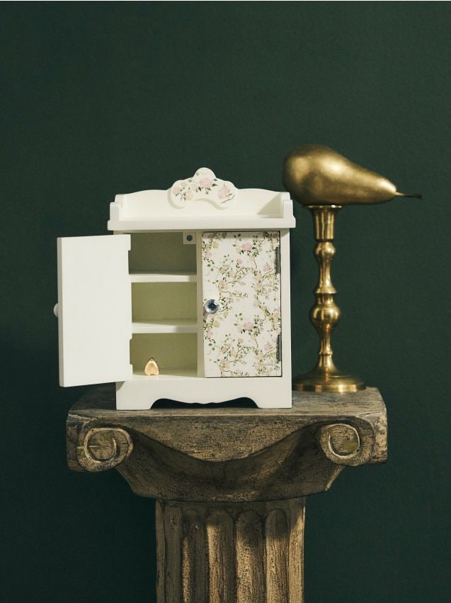 Sinsay - Cutie decorativă cu rafturi și uși - bej