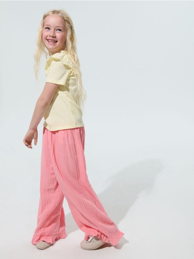 Sinsay - Pantaloni din bumbac wide leg cu volănașe decorative - roz-aprins