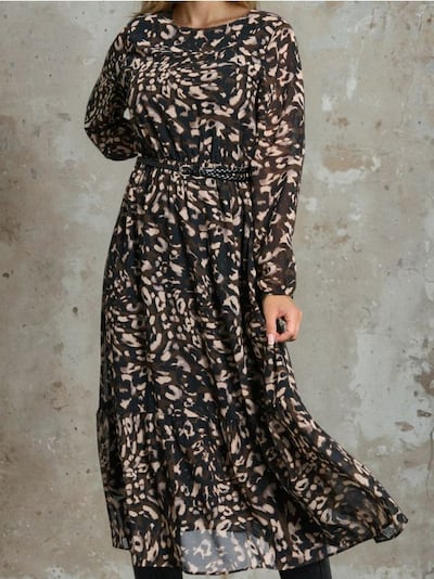 Mustriline midikleit