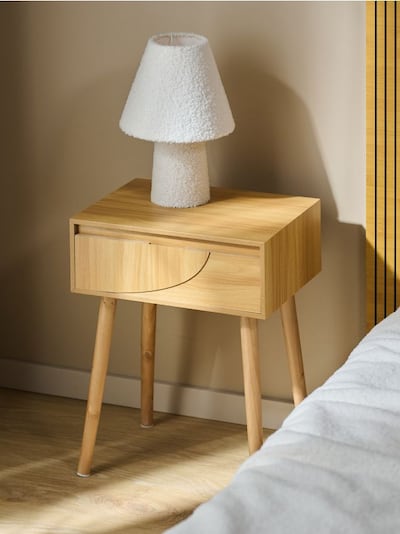 Нощно шкафче със чекмедже