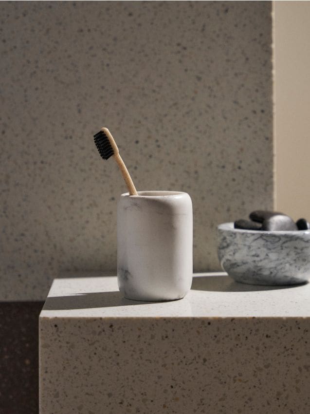 Sinsay - Držiak na zubnú kefku - svetlošedá