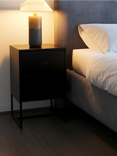 Comodino con cassetto