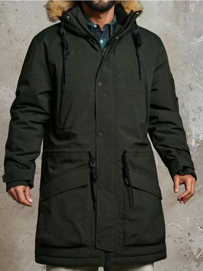 Puffer jope kapuutsiga