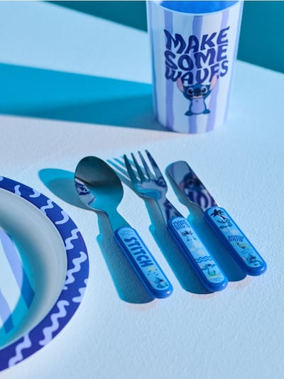 Σετ με μαχαιροπίρουνα Stitch