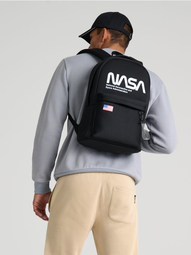 Ruksak NASA - SINSAY