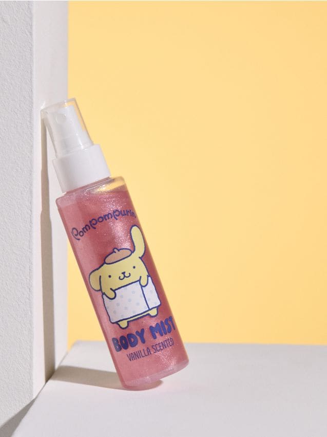 Sinsay - Spray parfumat pentru corp cu particule argintii strălucitoare și parfum de vanilie PomPomPurin - roz