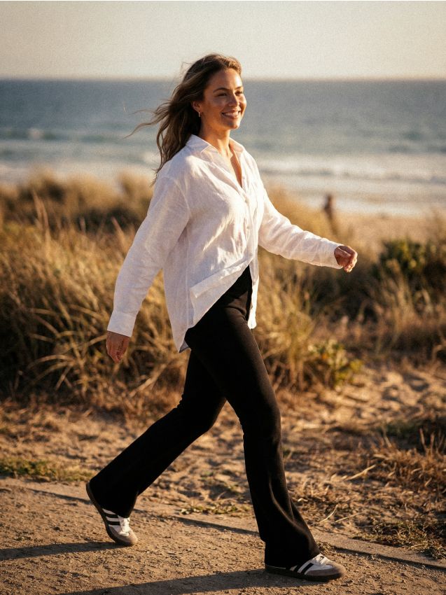 Sinsay - Pantaloni flare - negru