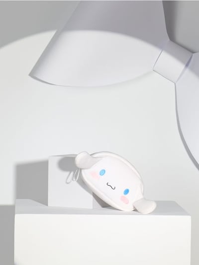 Козметична чантичка с уши Hello Kitty