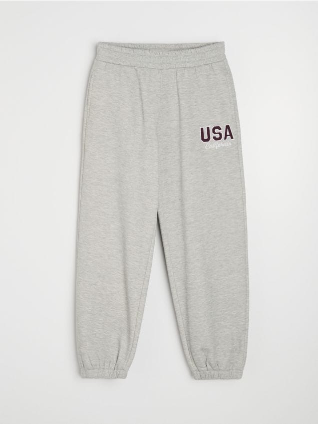 Sinsay - Pantaloni jogger cu broderie USA - gri deschis