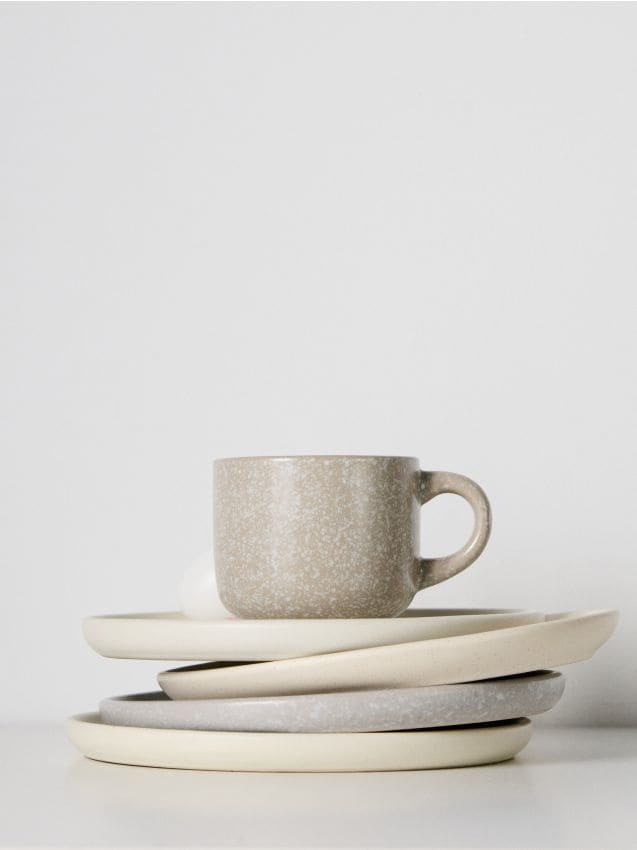 Sinsay - Cană ceramică cu toartă - crem