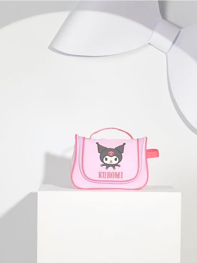 Косметичка з можливістю підвішування Kuromi