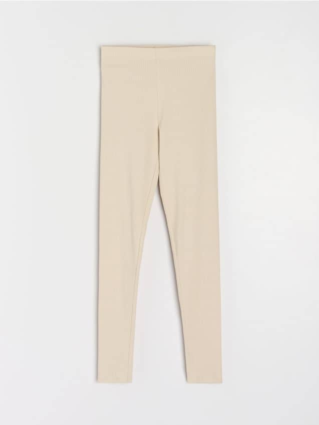 Sinsay - Prążkowane legginsy z gumką w pasie - kremowy