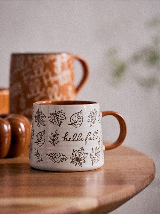 Sinsay - Cană ceramică cu motiv de toamnă - multicolor