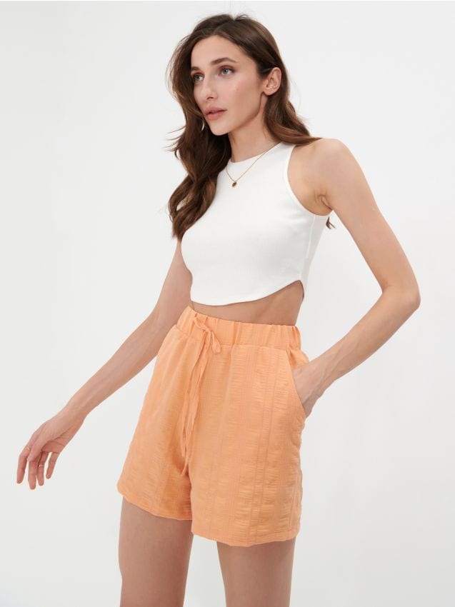 Sinsay - Crop top w prążki - kremowy