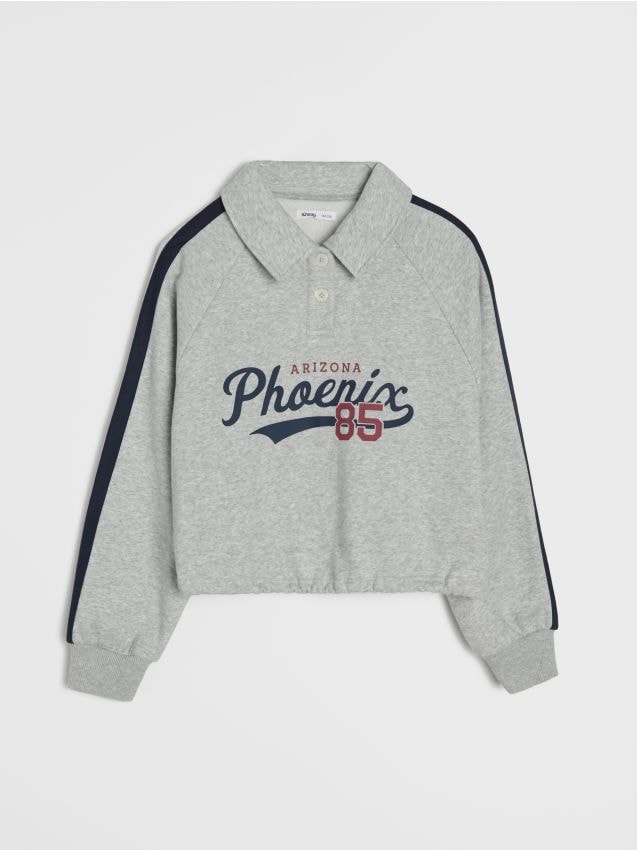 Sinsay - Hanorac polo cu inscripție Phoenix - gri deschis