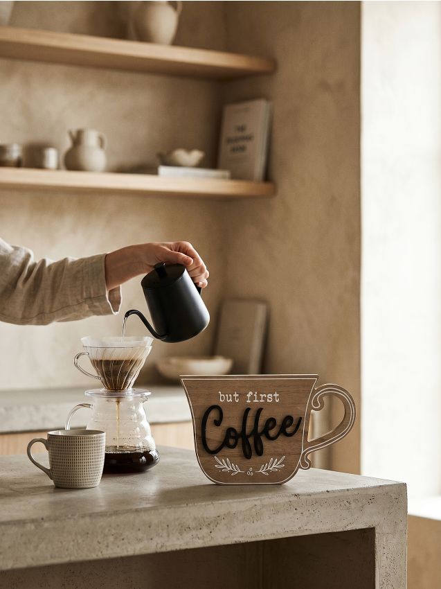 Sinsay - Decorațiune de masă în formă de ceașcă cu inscripția Coffee - bej