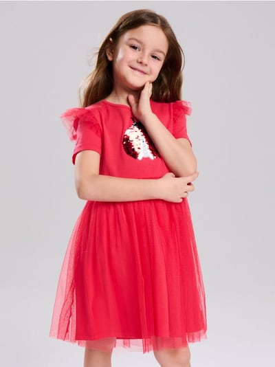 Сукня зі спідницею з тюлю