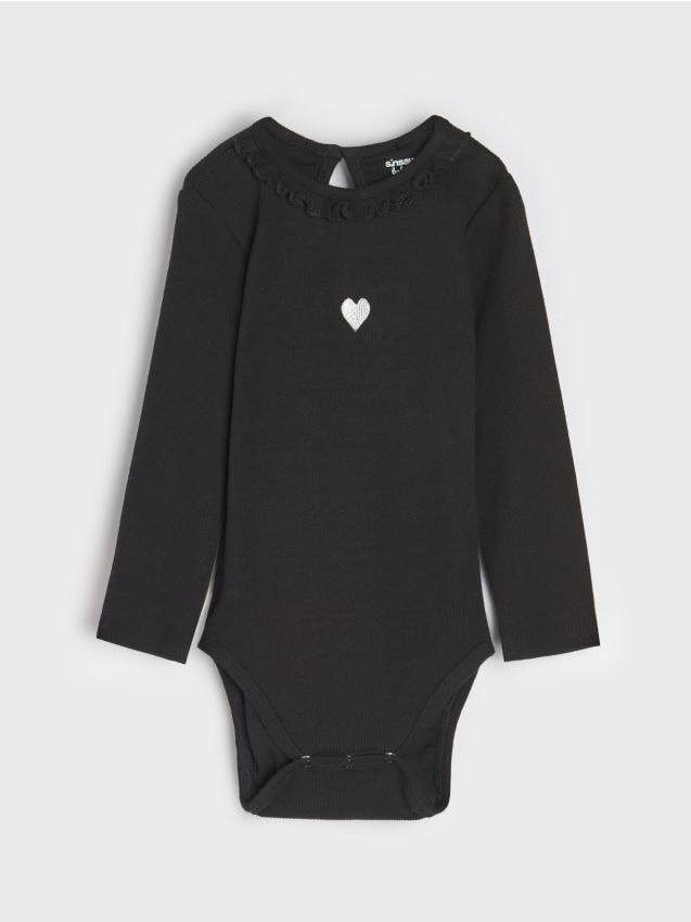 Sinsay - Rebrované body s výšivkou - čierna