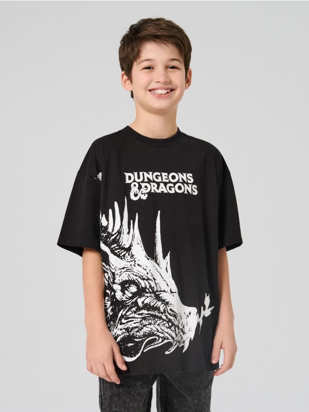 Sinsay - Bavlnená košeľa s potlačou Dungeos & Dragons - čierna