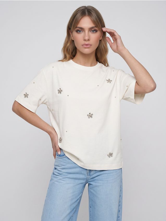 Sinsay - Tricou cu amestec de viscoză și aplicații tip bijuterie - crem