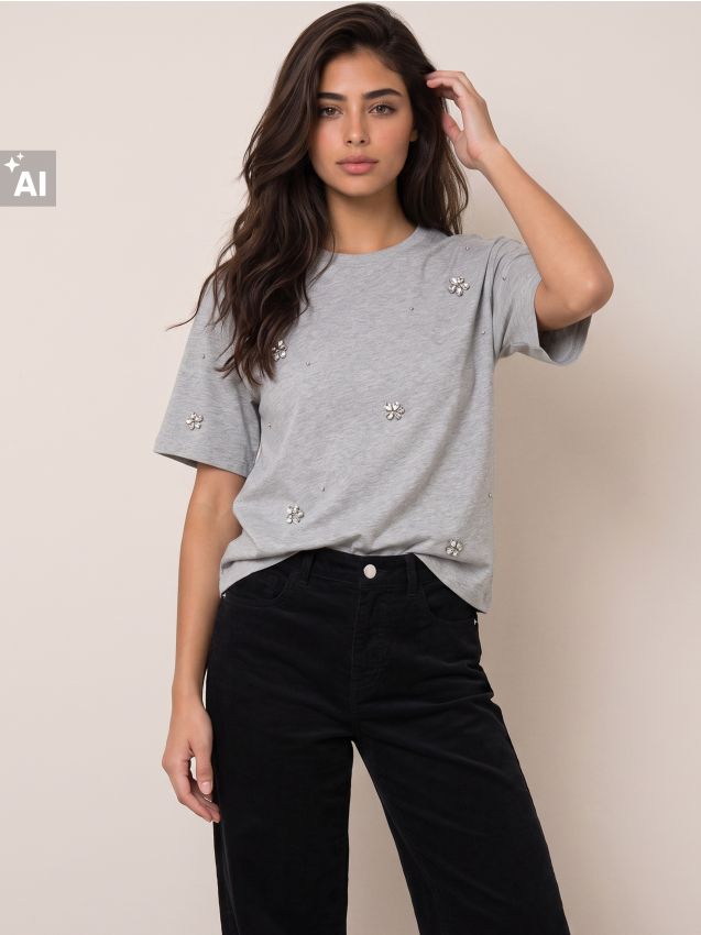 Sinsay - Tricou cu amestec de viscoză și aplicații tip bijuterie - gri deschis