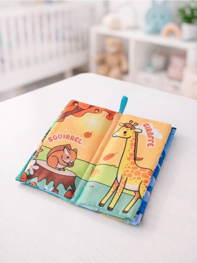 Sinsay - Cărticică textilă pentru copii cu motiv de animale - multicolor