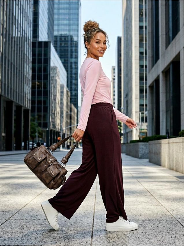 Sinsay - Pantaloni wide-leg cu cusături și amestec de vâscoză - carmin