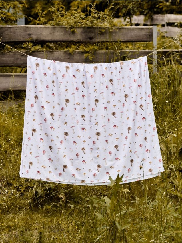 Tischdecke mit Herbstmotiv - SINSAY