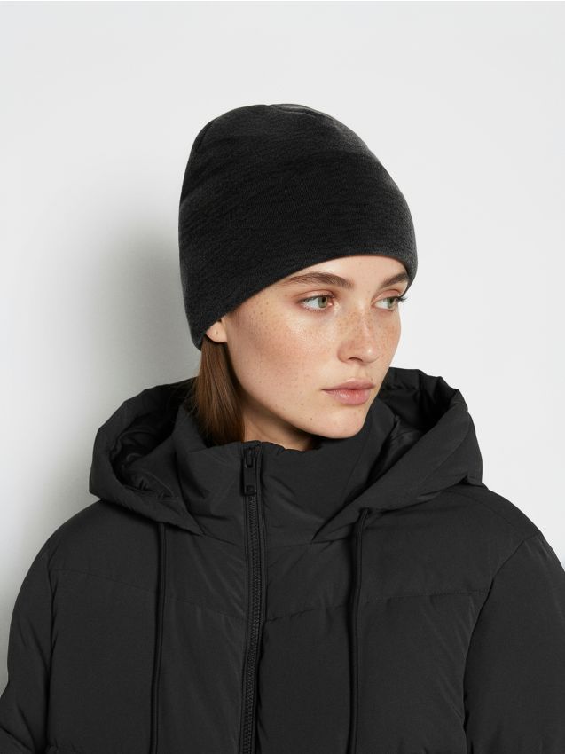 Sinsay - Beanie Čiapka s Viskózou - čierna