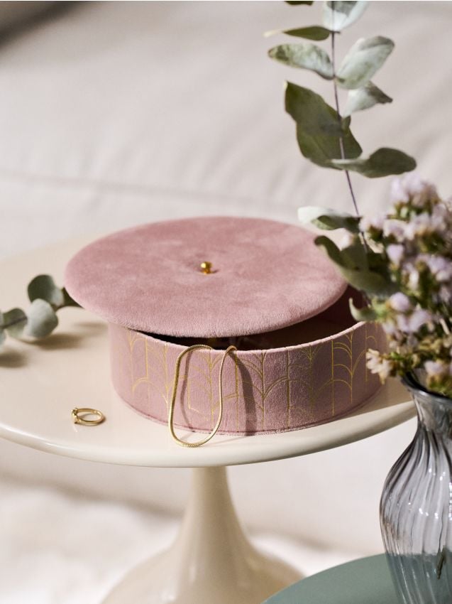 Sinsay - Cutie decorativă rotundă cu ciucure - roz