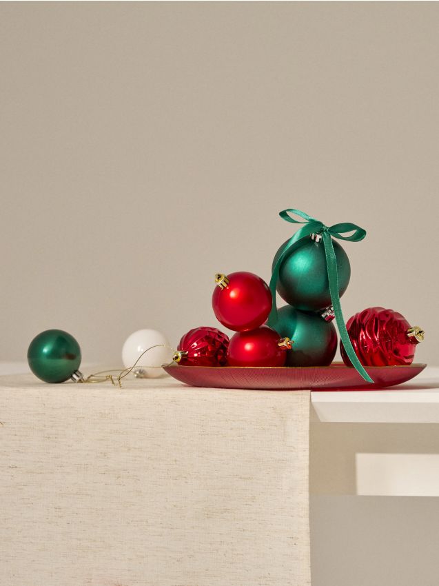 Sinsay - Balenie 41 vianočných ozdôb - červená