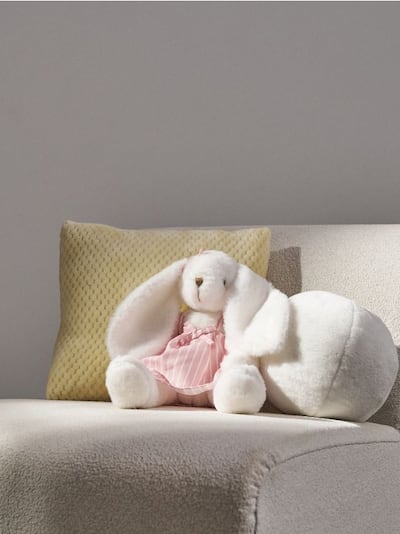 М’яка іграшка кролик
