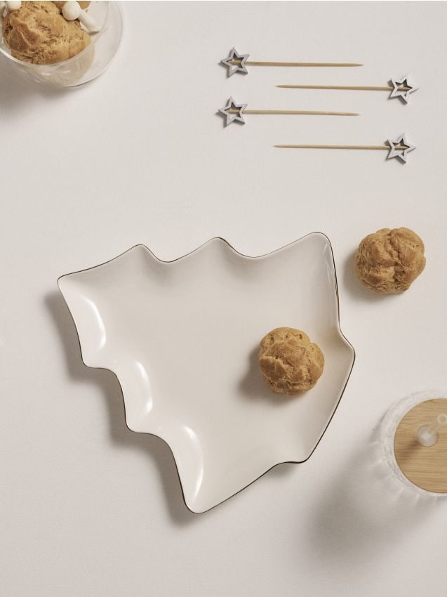 Sinsay - Vianočný podnos v tvare vianočného stromčeka - biela