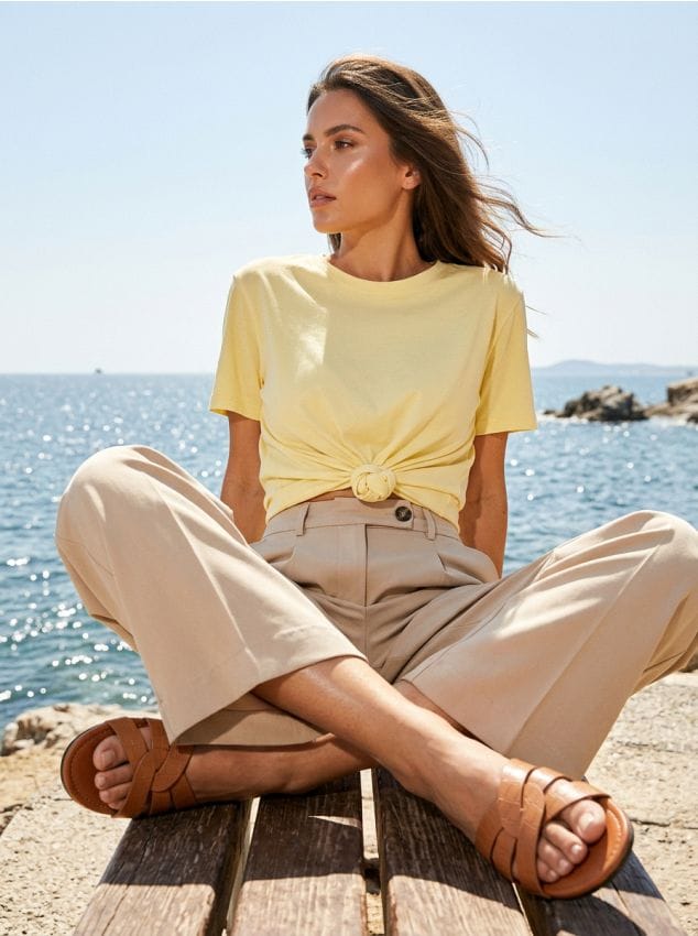 Sinsay - Koszulka wiązana w talii - yellow jeans