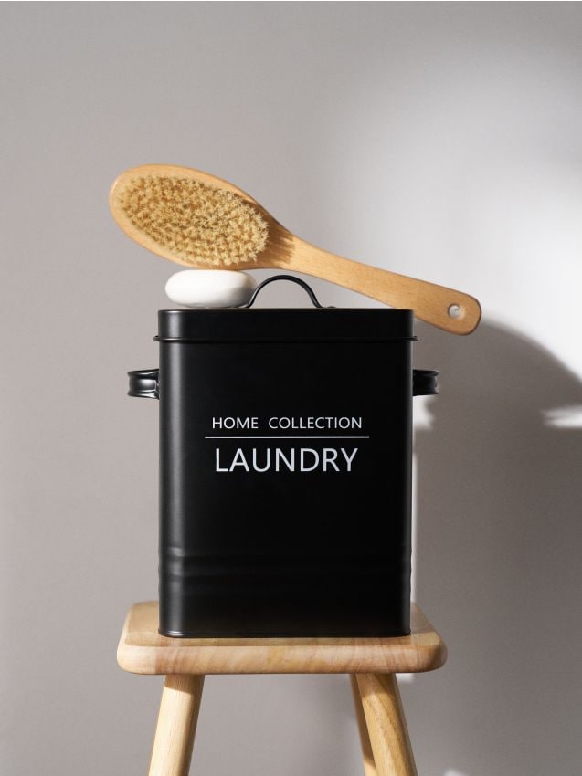 Sinsay - Recipient metalic pentru detergenți de rufe cu capac și mâner - negru