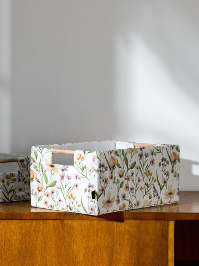 Sinsay - Coș de depozitare cu motiv floral - nude