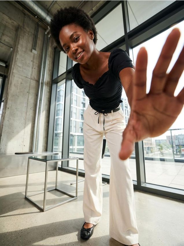 Sinsay - Pantaloni wide leg - nude