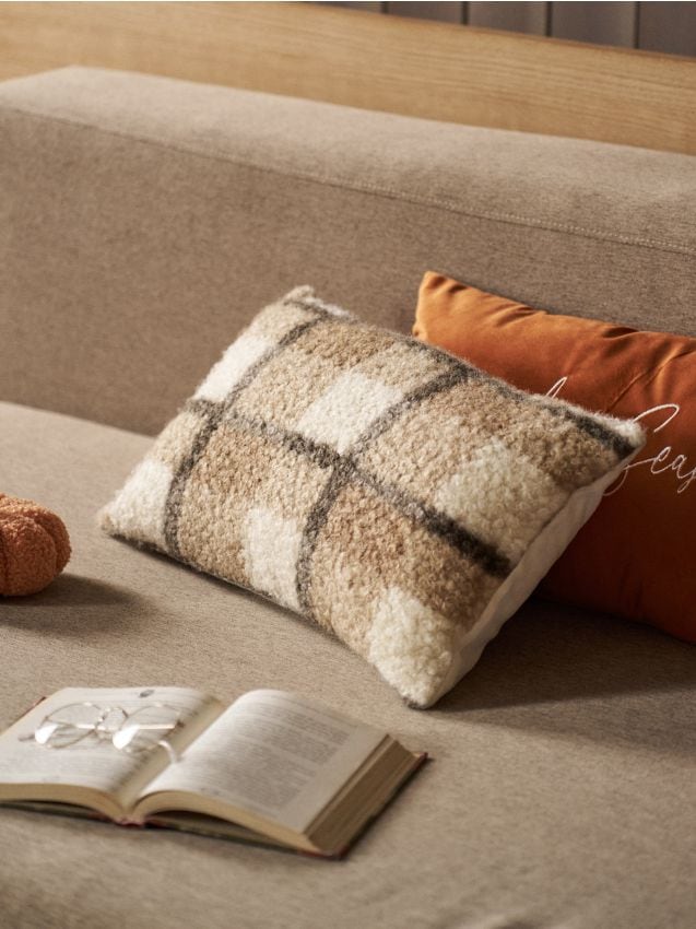Cuscino decorativo a quadri - beige