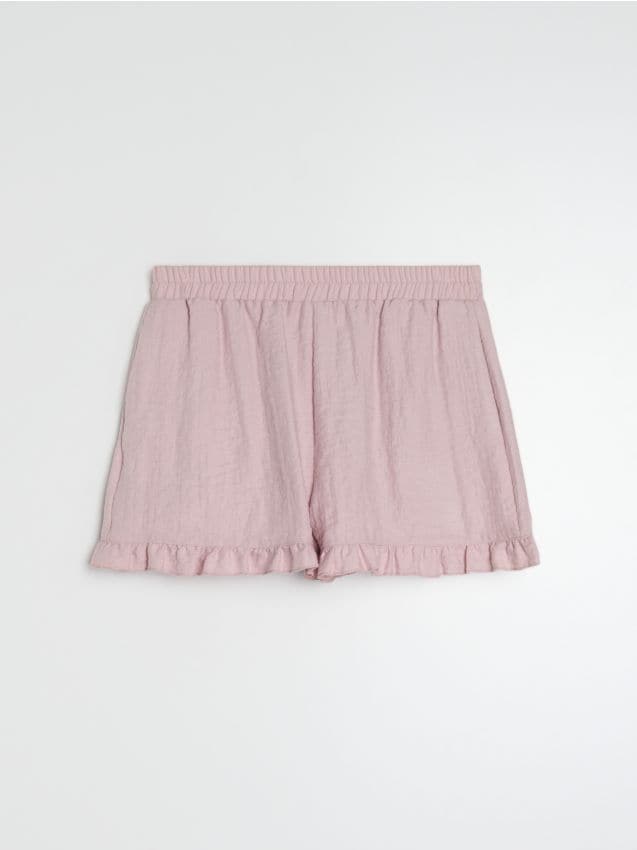Sinsay - Luźne szorty z falbanką i wiskozą - różowy